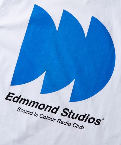 edmmond-radio-club-plain-white-2