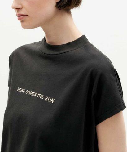 thinking-mu-here-comes-the-sun-t-shirt-black-2